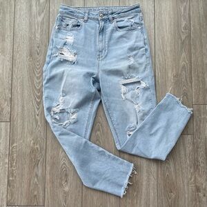 American Eagle High Waisted Jeans